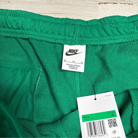Nike Club Fleece Sweat Shorts Spring Green Swoosh Men's Size XL 6” Inseam - Picture 6 of 14